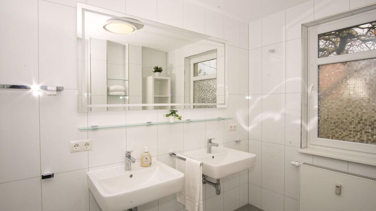 Terrasse, Gratis Nutzung Vom Ahoi Erlebnisbad Und Sauna In Sellin - Meeresblick Fewo 77 Goehren  Eksteriør billede