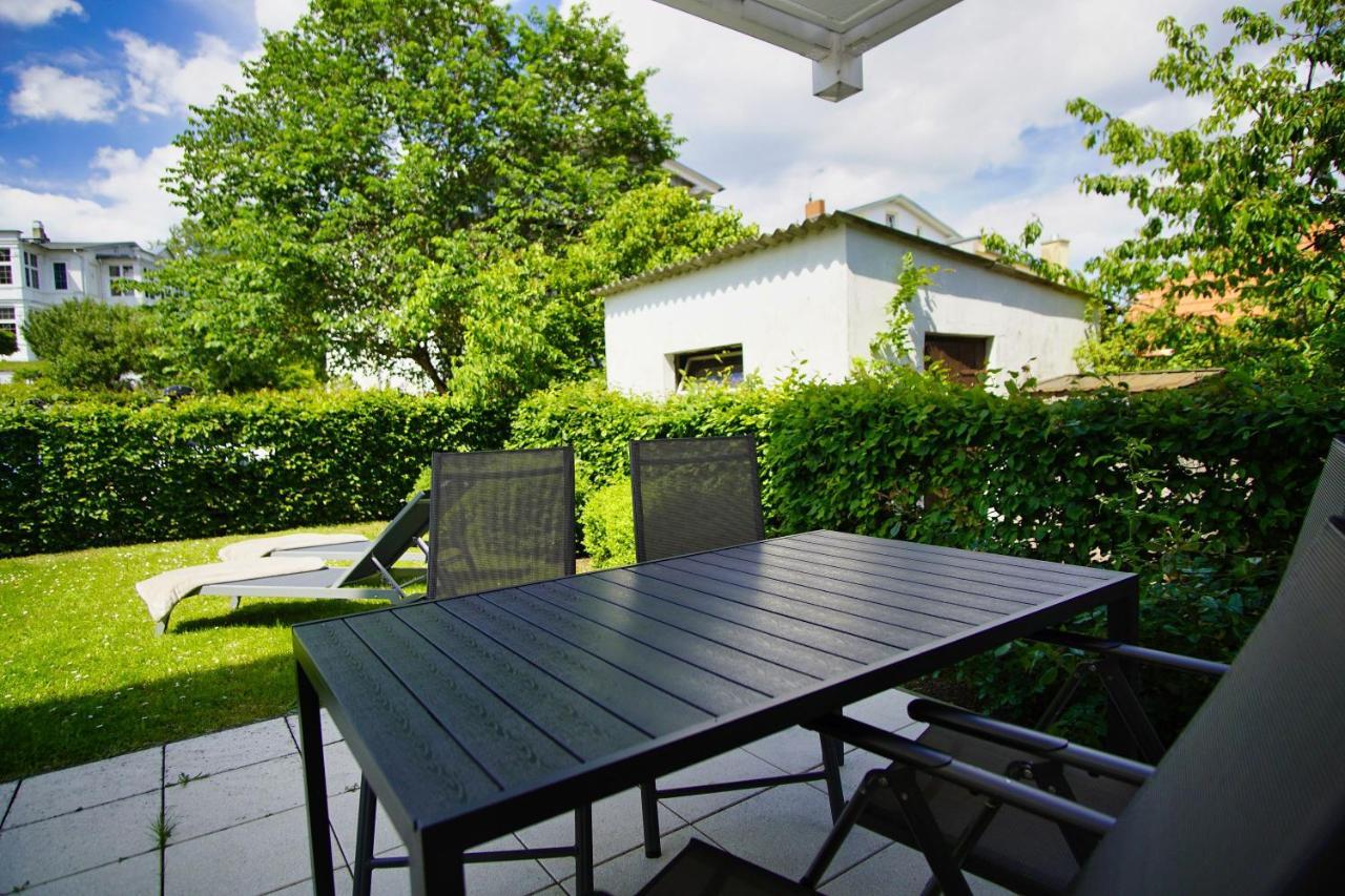 Terrasse, Gratis Nutzung Vom Ahoi Erlebnisbad Und Sauna In Sellin - Meeresblick Fewo 77 Goehren  Eksteriør billede